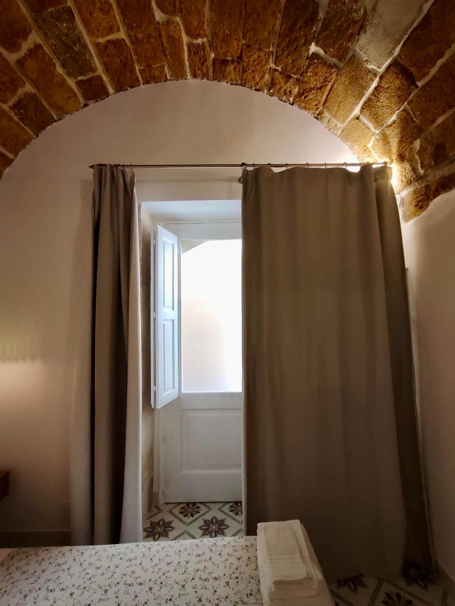 Bed and Breakfast La Via Della Giudecca Syrakus Exterior foto