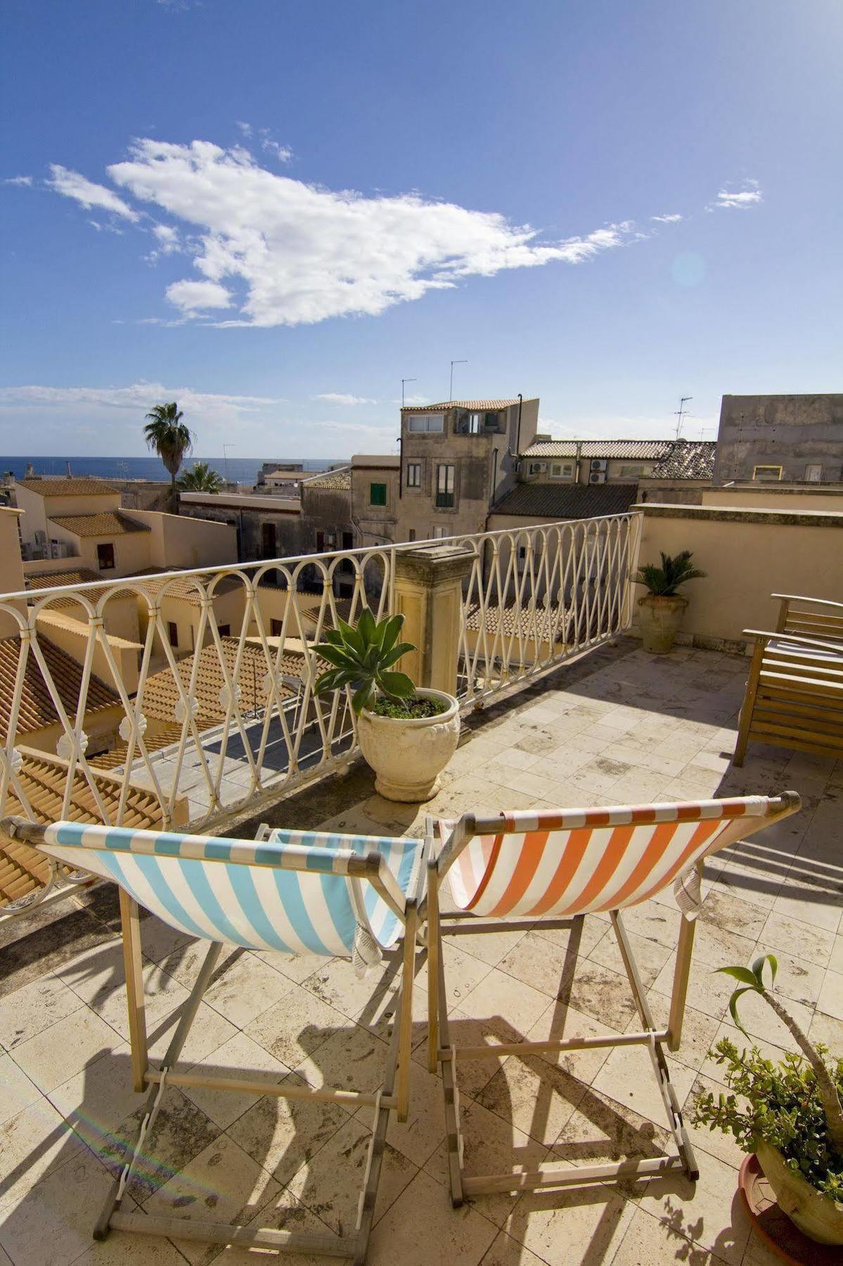 Bed and Breakfast La Via Della Giudecca Syrakus Exterior foto